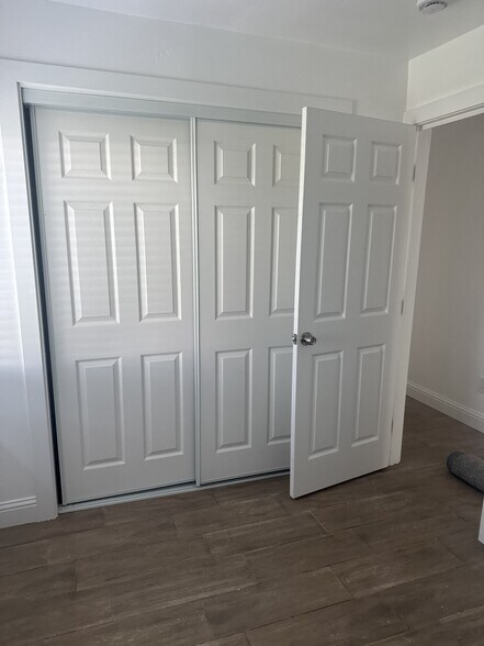 6873 20th Ave, Lemoore, CA à vendre - Photo de l’immeuble – Image 3 sur 50