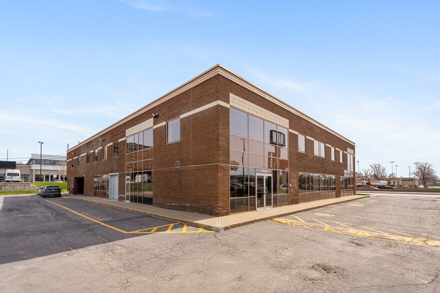 4505 Boul Métropolitain E, Montréal, QC à vendre - Photo de l’immeuble – Image 3 sur 29
