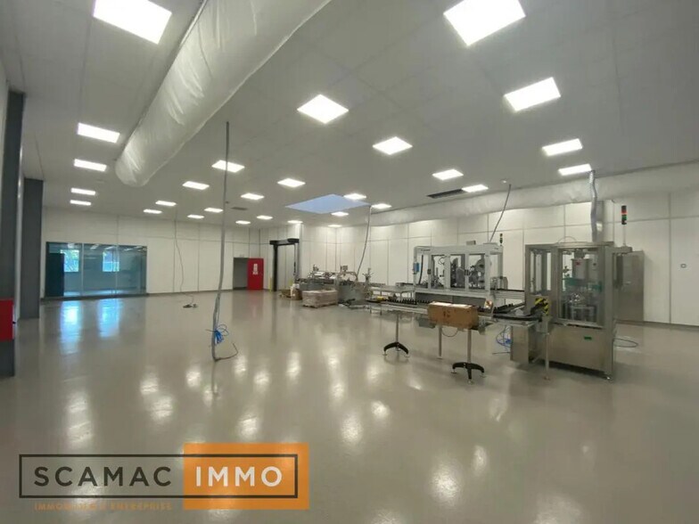 Bureau dans Vulaines-sur-Seine à louer - Photo de l’immeuble – Image 2 sur 9