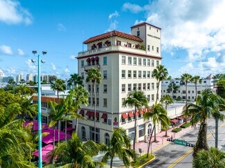 Plus de détails pour 846 Lincoln Rd, Miami Beach, FL - Local commercial à louer