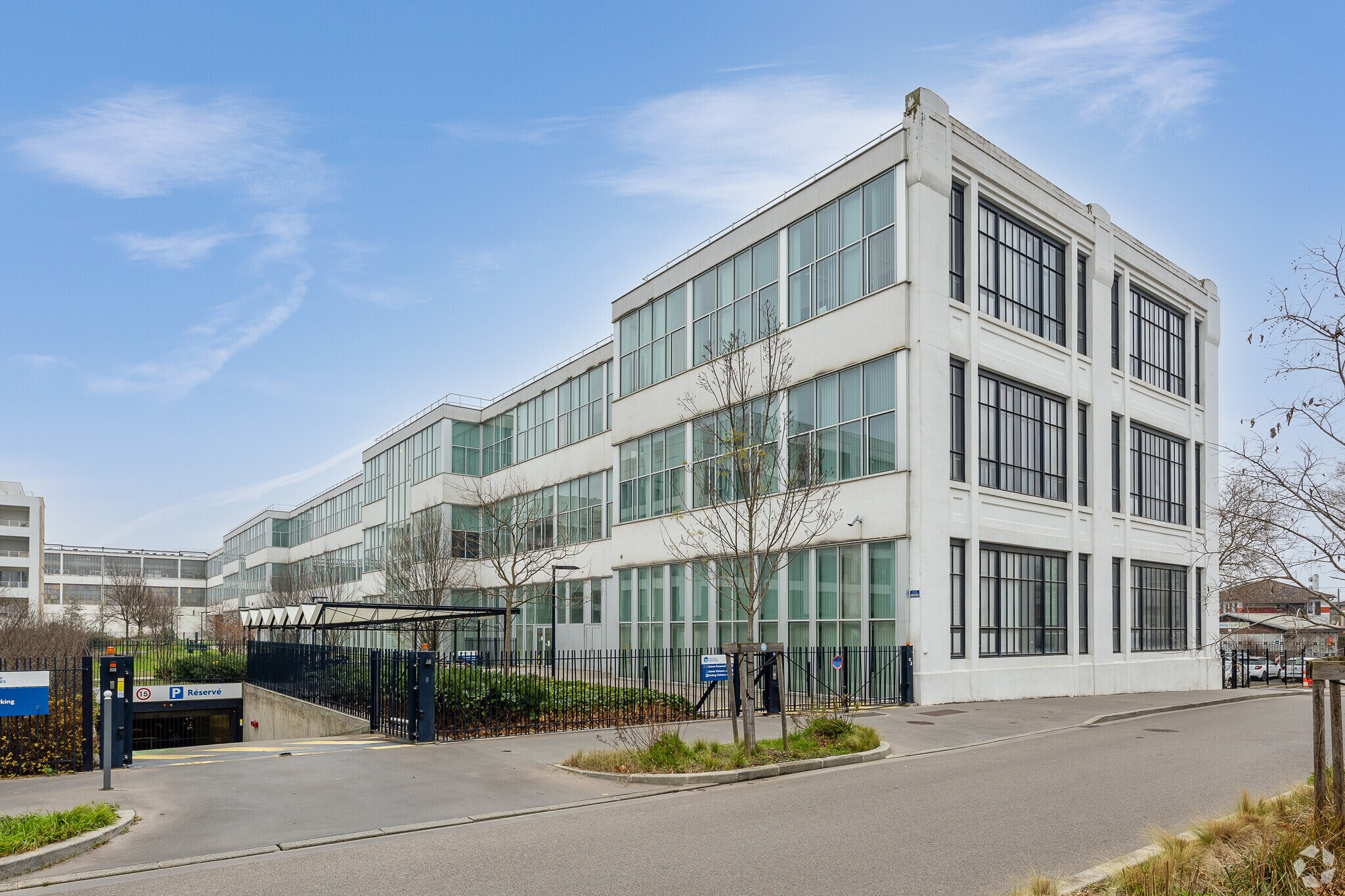 11 Avenue Bataillon Carmagnole Liberté, Vaulx-en-Velin à vendre Photo principale– Image 1 sur 9