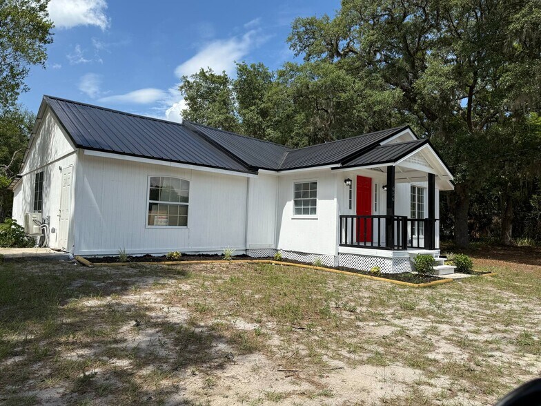 656 State Rd 20 rd, Palatka, FL à vendre - Photo principale – Image 1 sur 14