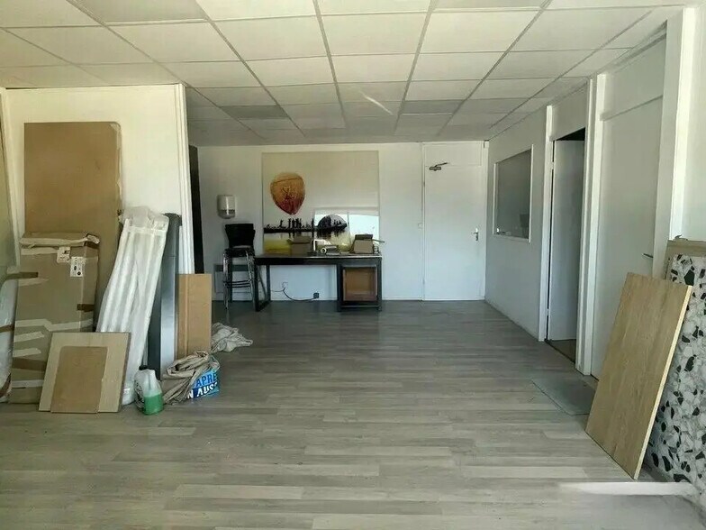 Bureau dans Mérignac à louer - Photo de l’immeuble – Image 3 sur 6