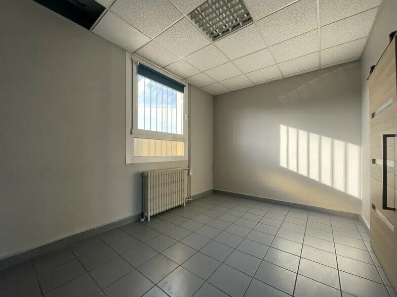 Bureau dans Le Havre à louer - Photo de l’immeuble – Image 3 sur 6