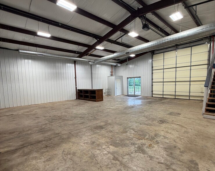 322 E Thomas Ave, Stillwater, OK à louer - Photo de l’immeuble – Image 2 sur 9