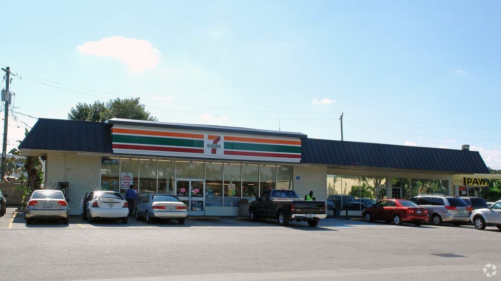 2030-2040 NE 49th St, Pompano Beach, FL à louer - Photo de l’immeuble – Image 2 sur 10