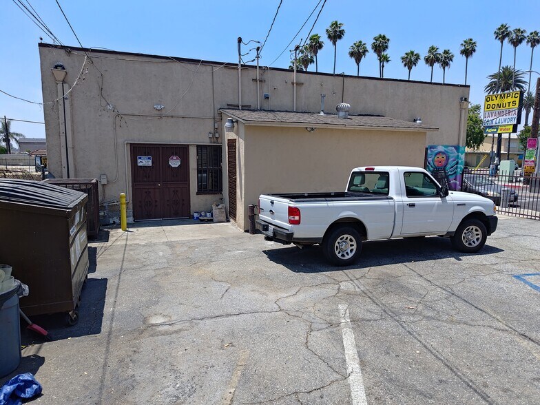 3901 Whittier Blvd, Los Angeles, CA à louer - Photo de l’immeuble – Image 2 sur 9