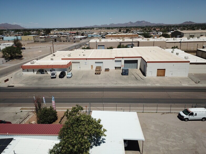 1790 W Hadley Ave, Las Cruces, NM à vendre - Photo de l’immeuble – Image 3 sur 8