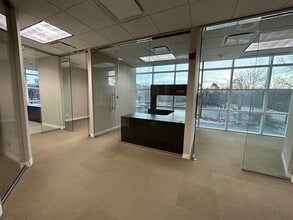1725 N McGovern St, Highland Park, IL à louer Photo intérieure– Image 2 sur 6