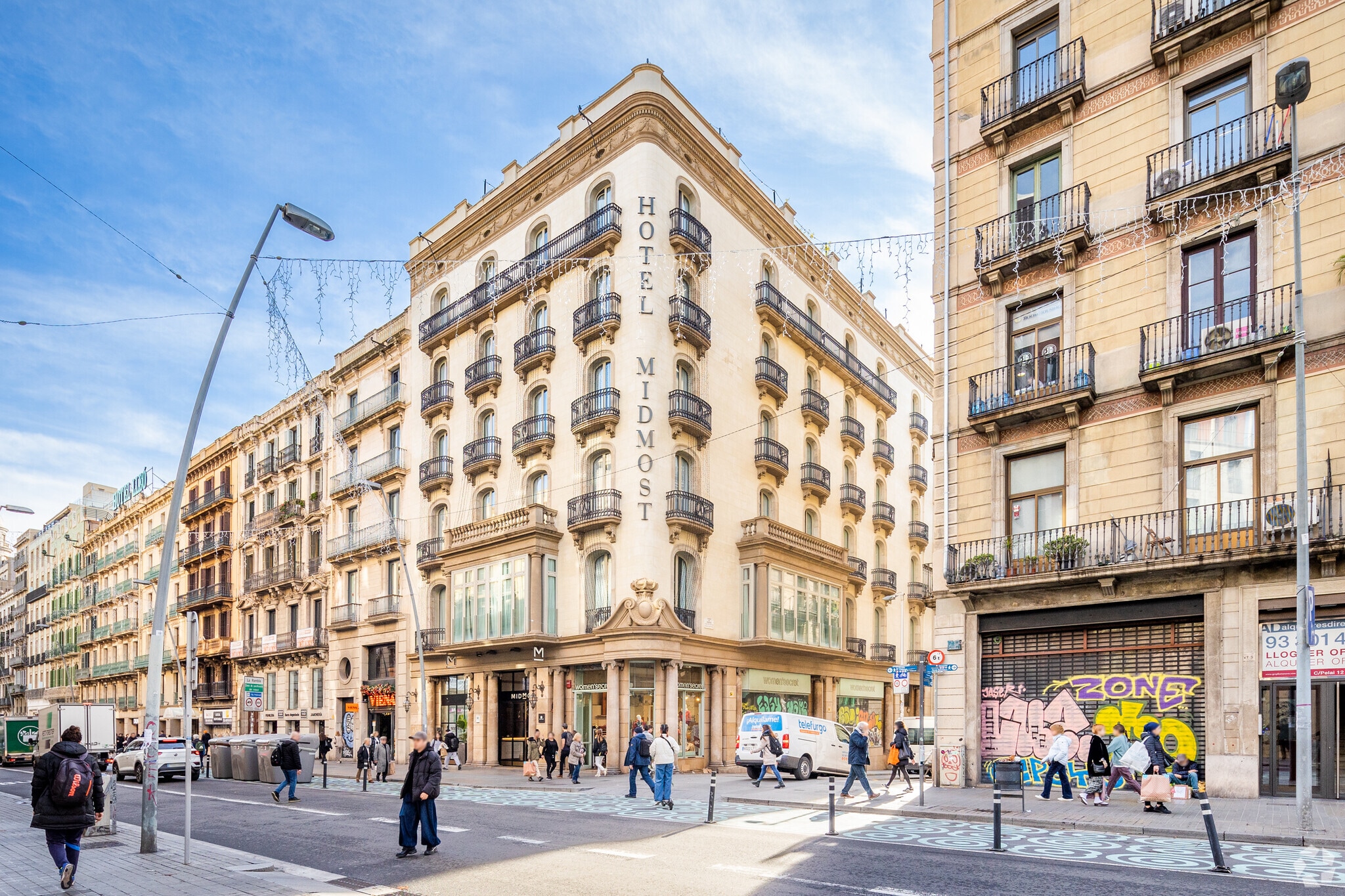 Local commercial dans Carrer Pelai, 14, Barcelone à louer Photo principale– Image 1 sur 5