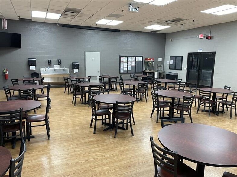 5752 Industrial Park Rd, Winona, MN à louer - Photo intérieure – Image 3 sur 17