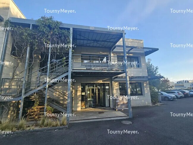 Plus de détails pour Bureau à louer