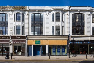 Plus de détails pour 8-9 Arcade Buildings, Worthing - Local commercial à louer