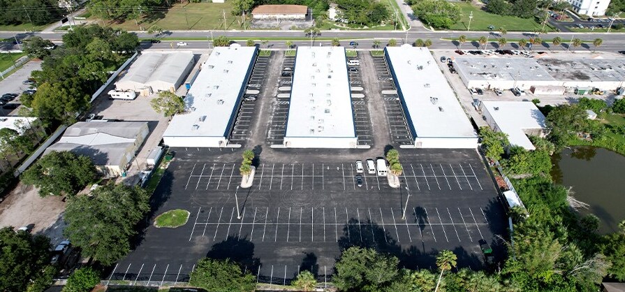 8800 49th Street N Pinellas Park, FL portefeuille de 3 biens à vendre sur LoopNet.fr - Photo de l’immeuble – Image 2 sur 13