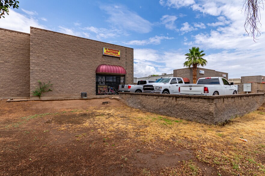 6016 N 57th Ave, Glendale, AZ à vendre - Photo de l’immeuble – Image 2 sur 35