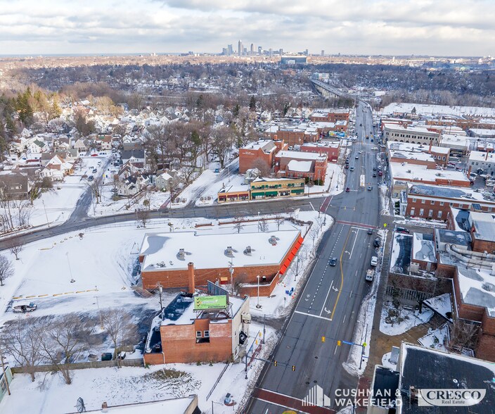 4240 Pearl Rd, Cleveland, OH à vendre - Photo de l’immeuble – Image 3 sur 4