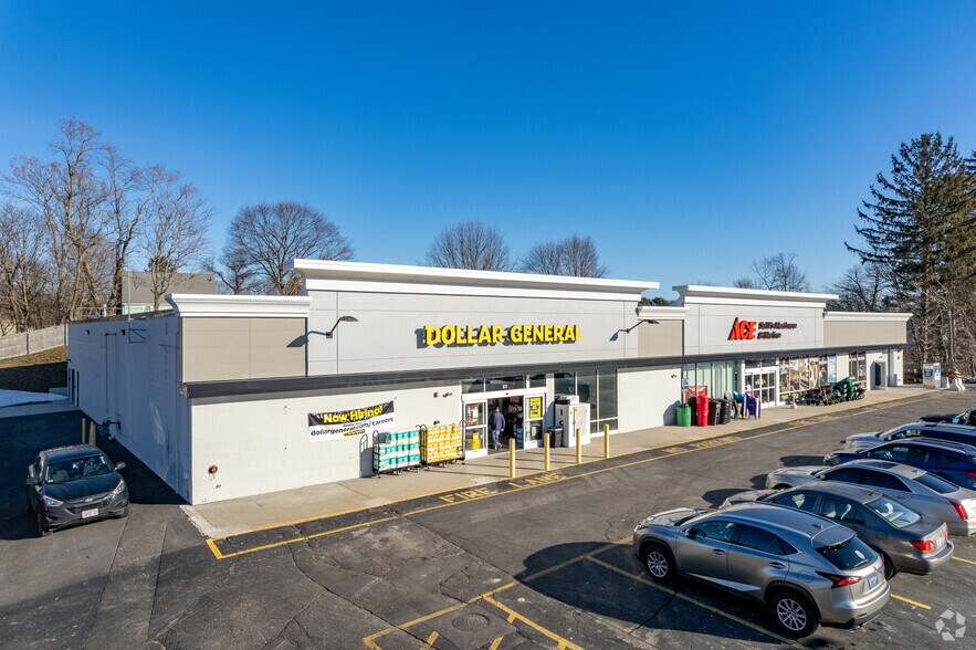 96 Taunton Ave, Seekonk, MA à vendre - Photo de l’immeuble – Image 3 sur 5