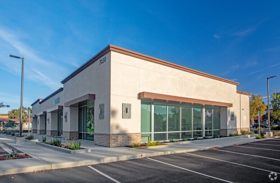 7026-7170 Santa Teresa Blvd, San Jose, CA à louer - Photo de l’immeuble – Image 1 sur 1