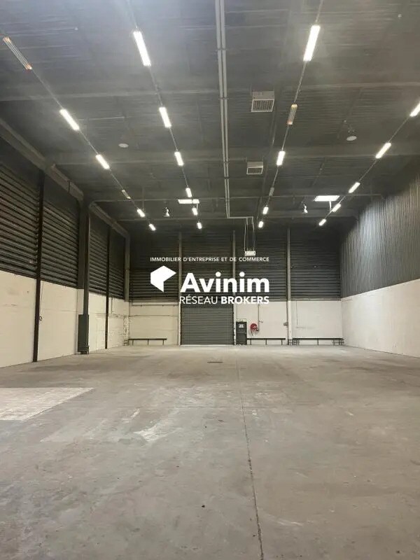 Industriel/Logistique dans Aulnay-sous-Bois à louer Photo de l’immeuble– Image 1 sur 5