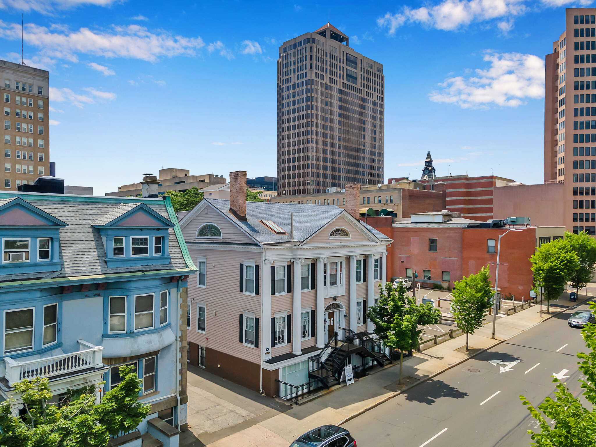 32 Elm St, New Haven, CT à louer Photo de l’immeuble– Image 1 sur 13