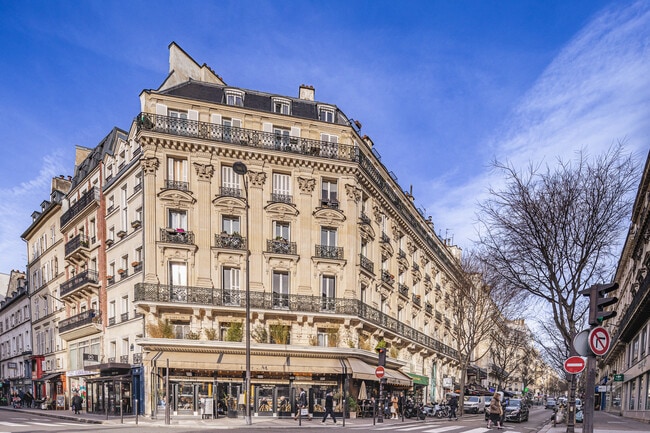 Plus de détails pour 1 Rue De Maubeuge, Paris - Bureau à louer
