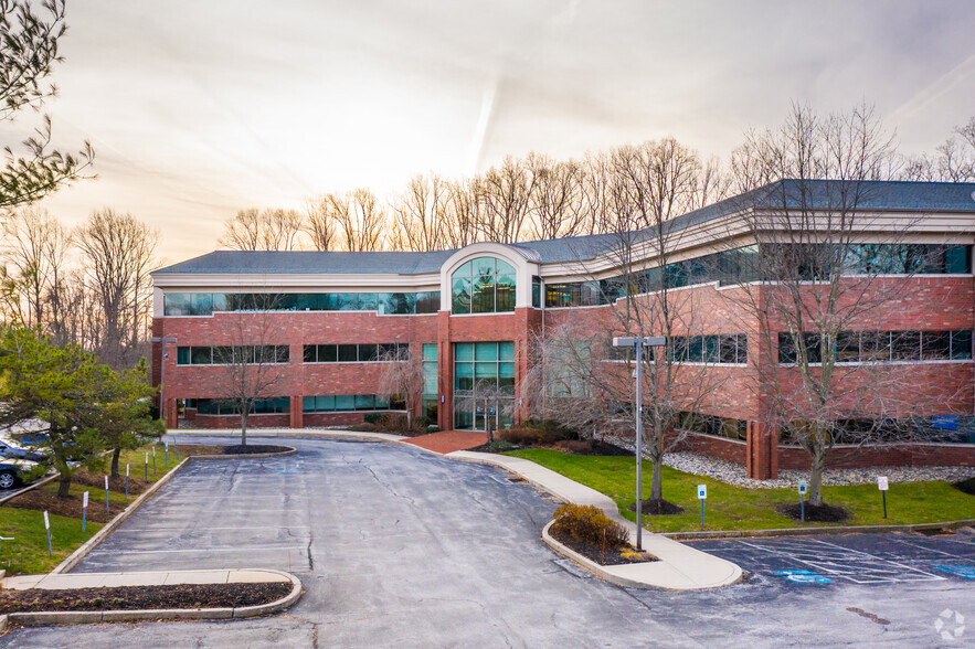 16 Campus Blvd, Newtown Square, PA à louer - Photo de l’immeuble – Image 3 sur 5