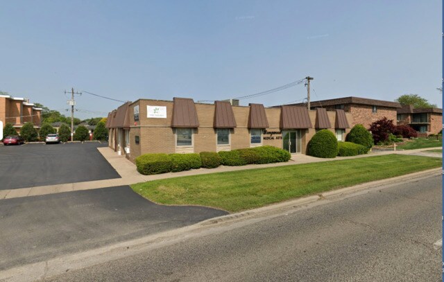 10448 S Pulaski Rd, Oak Lawn, IL à vendre Photo de l’immeuble– Image 1 sur 4