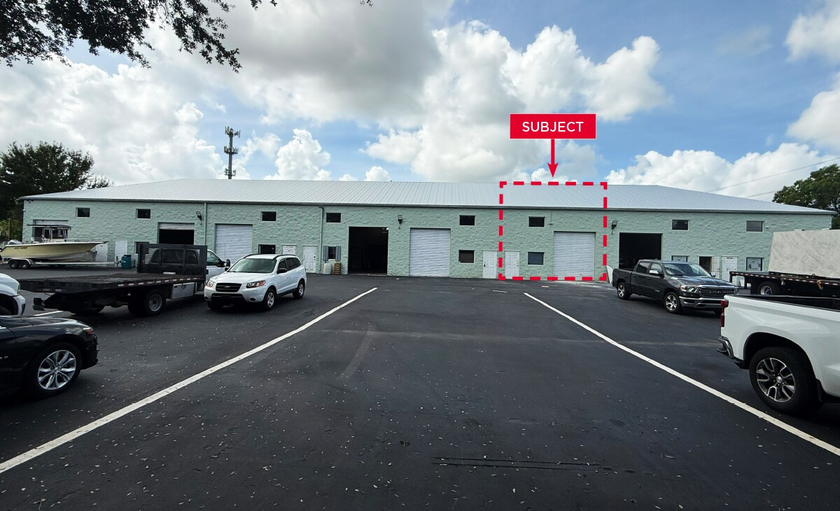 1337 SW South Macedo Blvd, Port Saint Lucie, FL à louer Photo principale– Image 1 sur 6