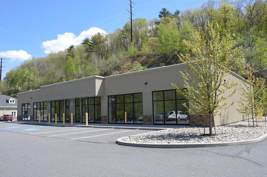 870 Gordon Nagle Trl, Pottsville, PA à vendre - Photo de l’immeuble – Image 3 sur 11