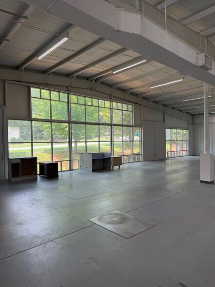 590 Olympic Dr, Athens, GA à louer - Photo de l’immeuble – Image 3 sur 13