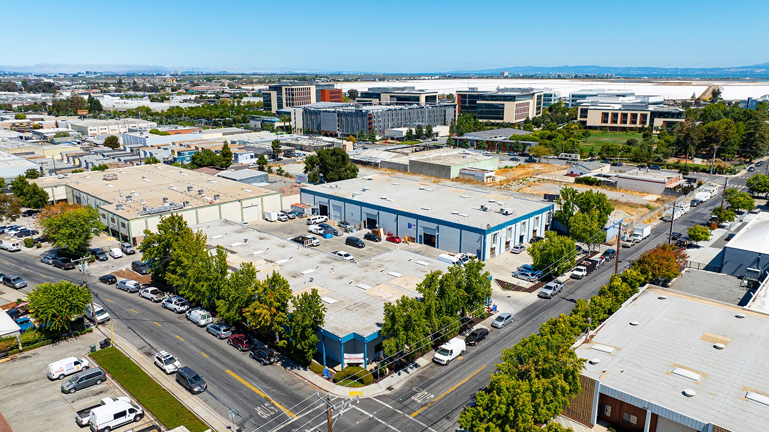 2975-2999 Spring St, Redwood City, CA à vendre Aérien– Image 1 sur 7