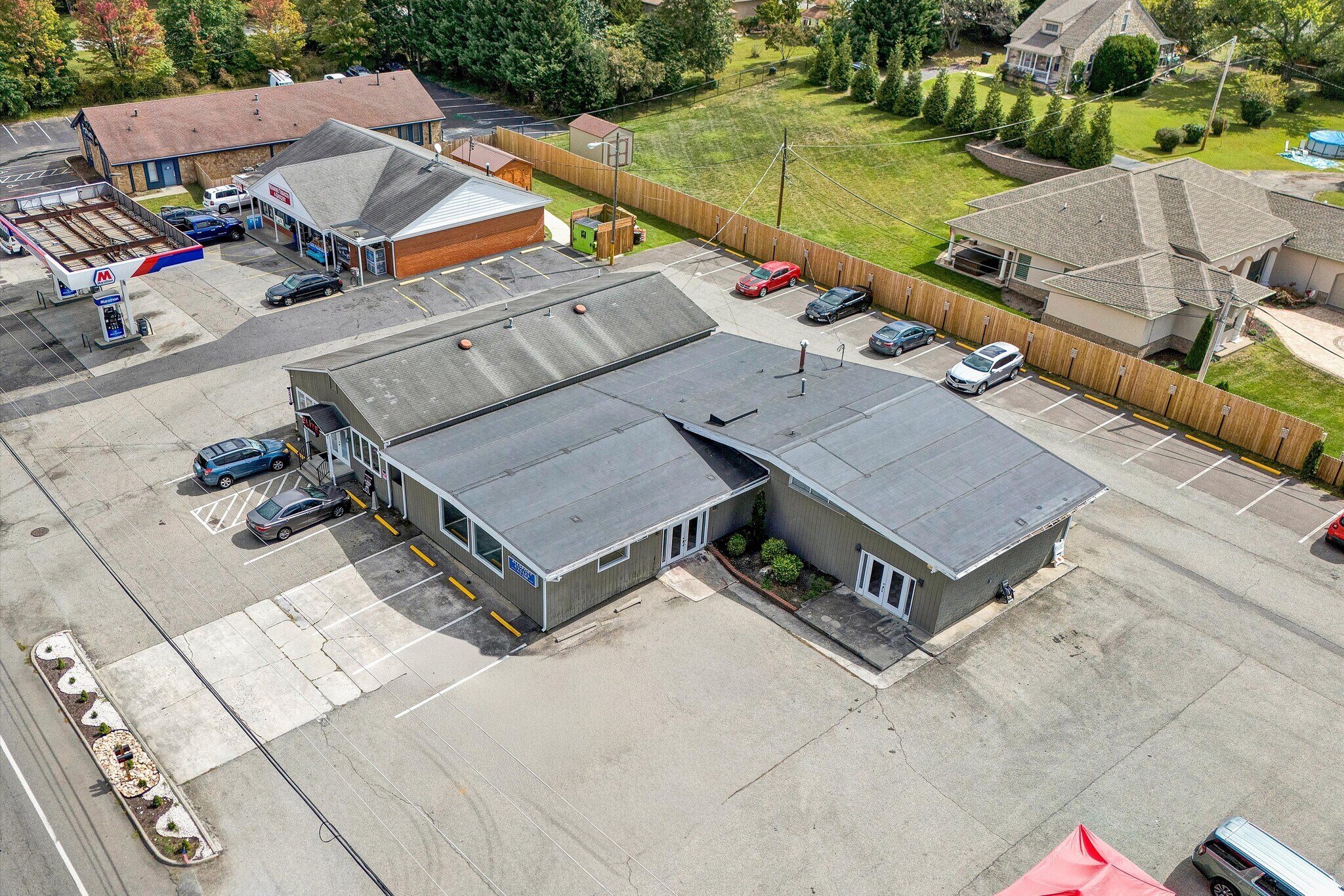 3664 Colonial Ave, Cave Spring, VA à louer Photo principale– Image 1 sur 24