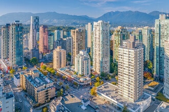 1301-1339 Robson St, Vancouver, BC - VUE AÉRIENNE  vue de carte