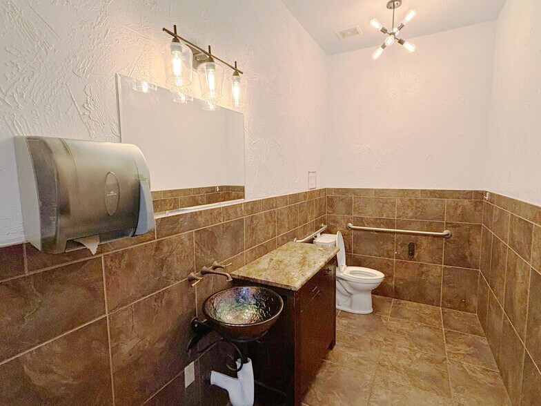 6814 Lebanon Rd, Frisco, TX à vendre - Photo intérieure – Image 3 sur 36