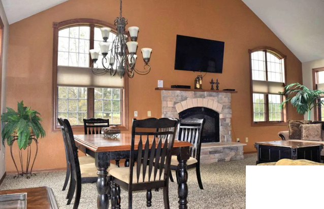 1202 Chula Vista Pky, Wisconsin Dells, WI 53965 - Lot 1202 -  - Photo intérieure - Image 2 of 5