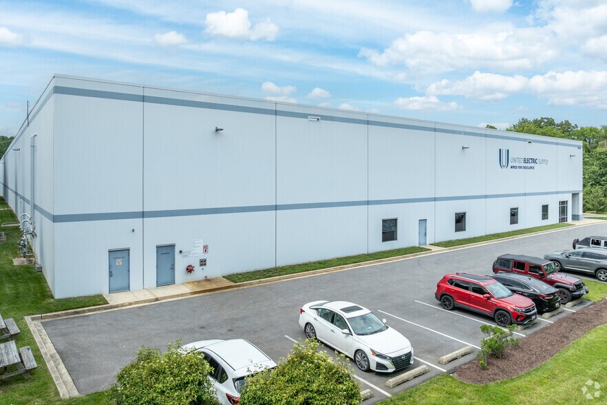 8100 Dorsey Run Rd, Jessup, MD à louer - Photo de l’immeuble – Image 3 sur 5