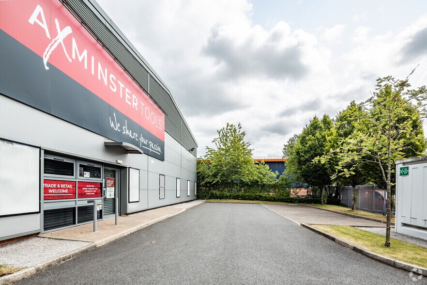 Kerfoot St, Warrington à louer - Photo de l’immeuble – Image 2 sur 6