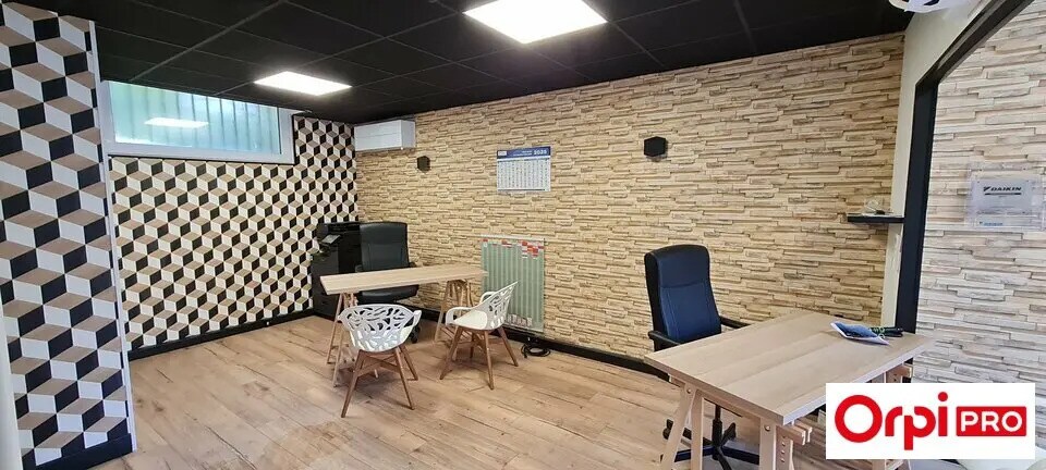 Bureau dans Saint-Brieuc à vendre - Photo intérieure – Image 2 sur 7