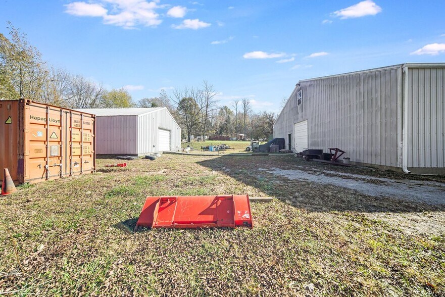 264 Saint Catherine St, New Haven, KY à vendre - Photo de l’immeuble – Image 3 sur 9
