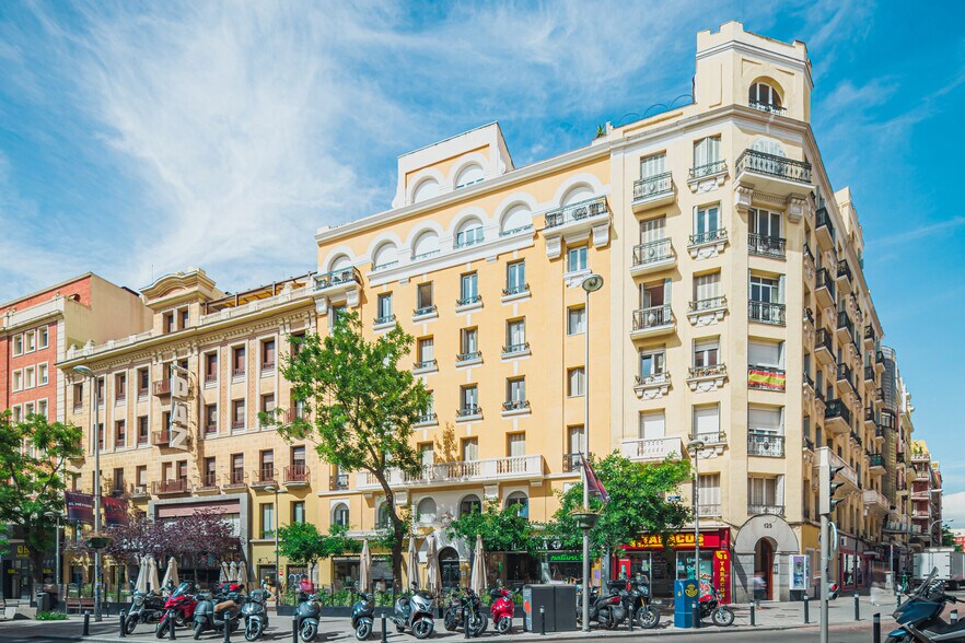 Bureau dans Madrid, Madrid à louer - Plan d’étage – Image 1 sur 20