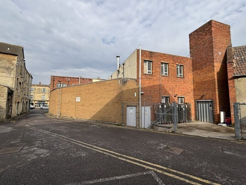 20-22 High St, Melksham à vendre - Photo de l’immeuble – Image 3 sur 3