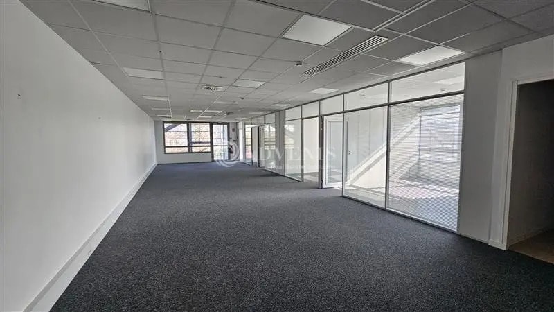 Bureau dans VILLENEUVE-D'ASCQ à louer - Photo de l’immeuble – Image 3 sur 6