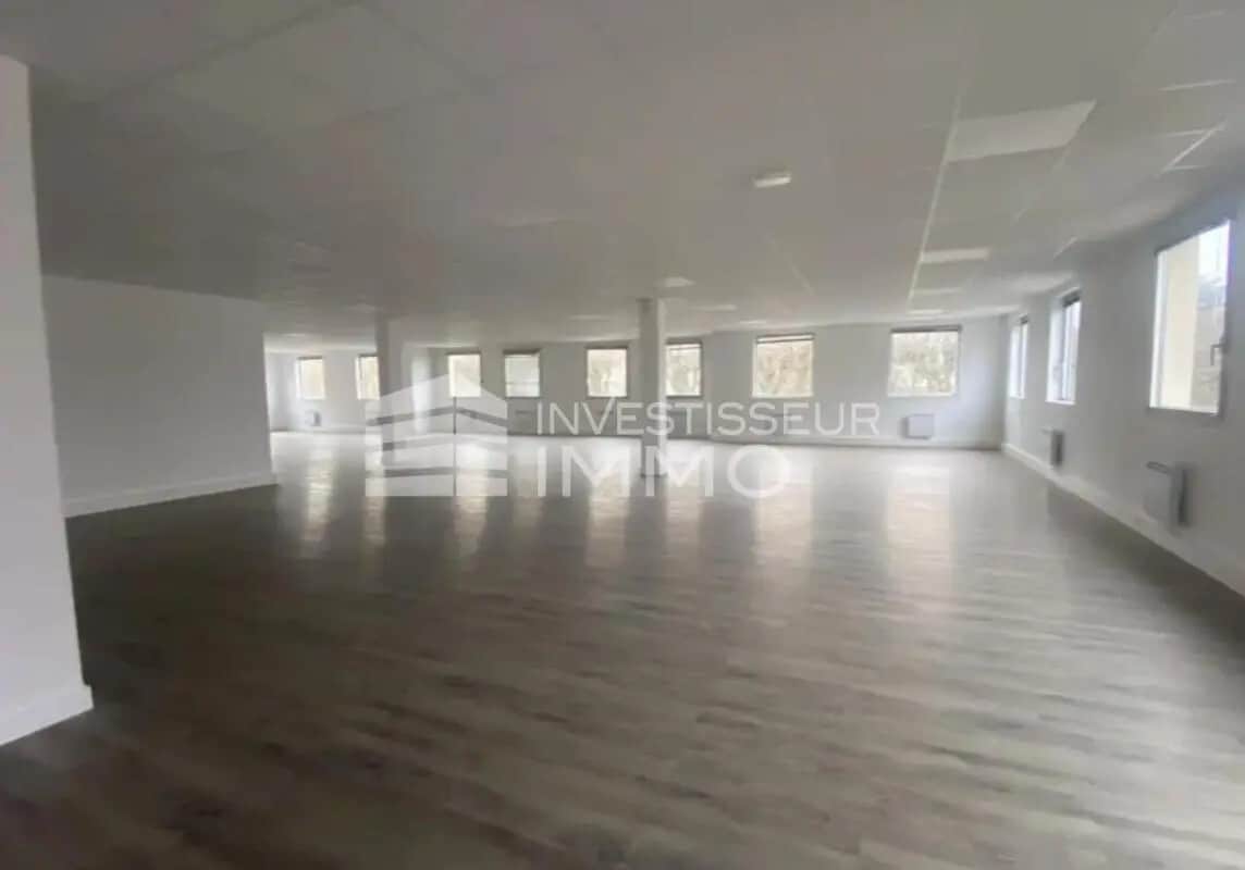 Bureau dans Champigny-sur-Marne à louer Photo intérieure– Image 1 sur 1