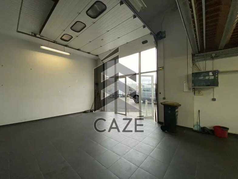 Local d’activités dans Parempuyre à louer - Photo intérieure – Image 2 sur 6