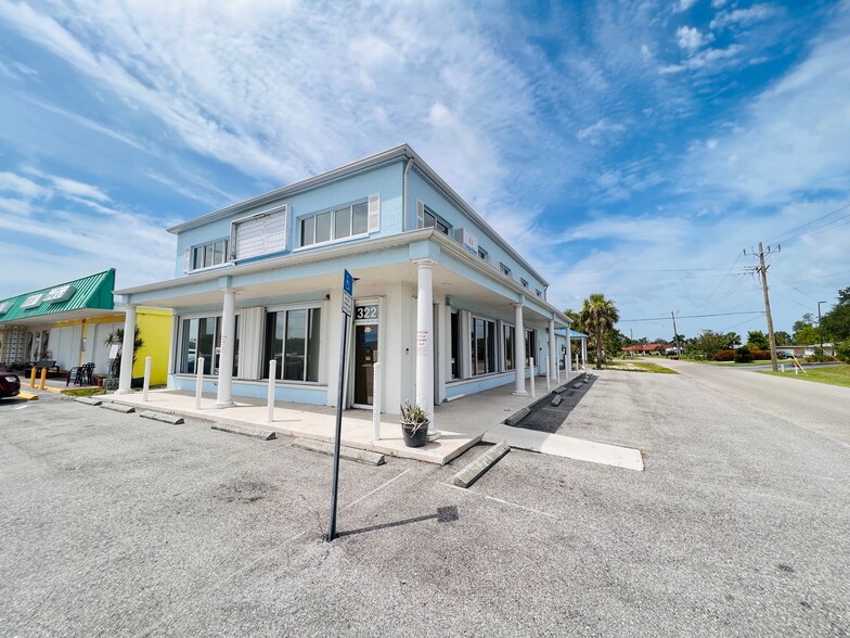 3221 Tamiami Trl, Port Charlotte, FL à louer - Photo de l’immeuble – Image 3 sur 62