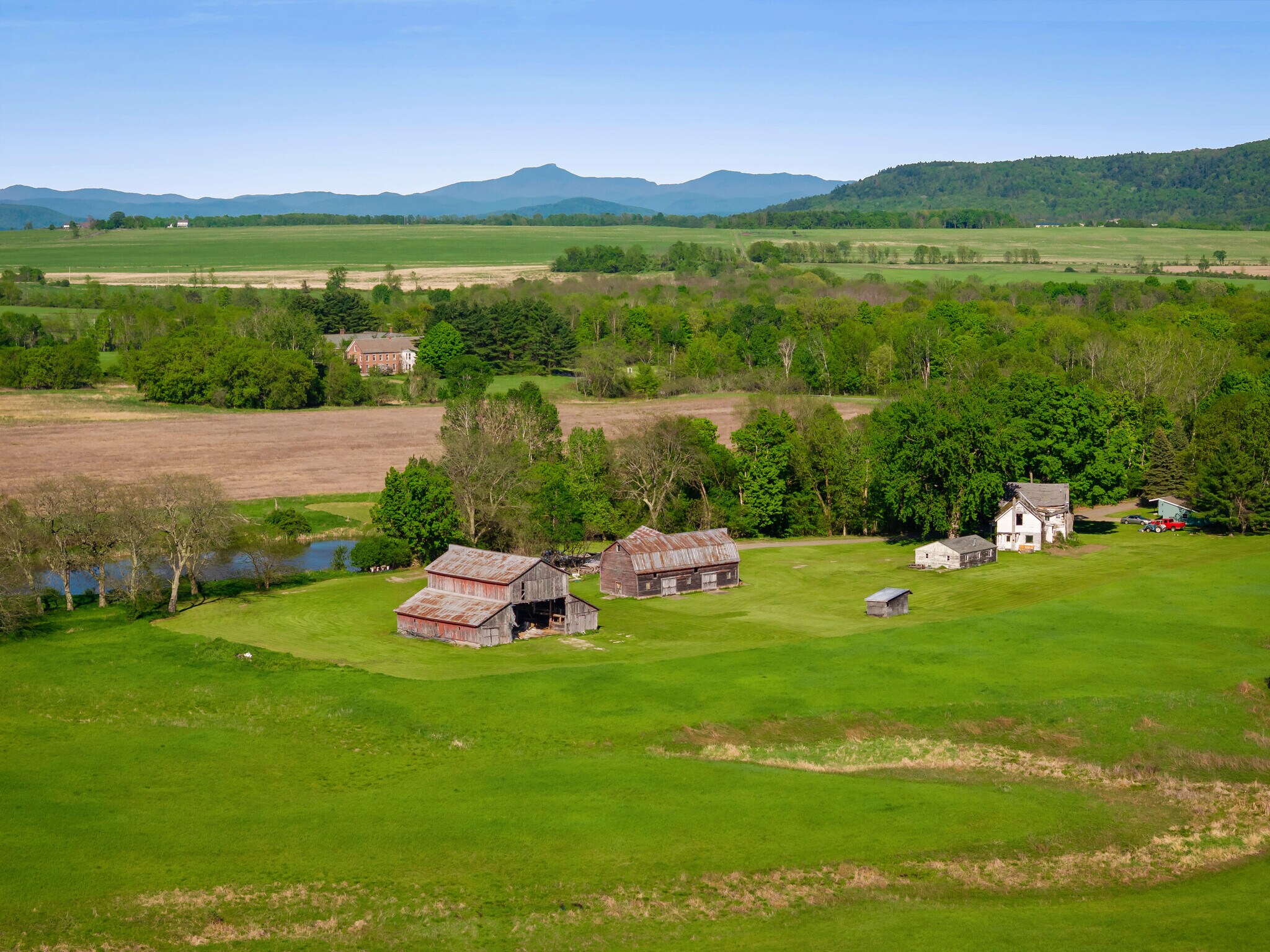 33 County Home rd, Essex, NY à vendre Photo de l’immeuble– Image 1 sur 19