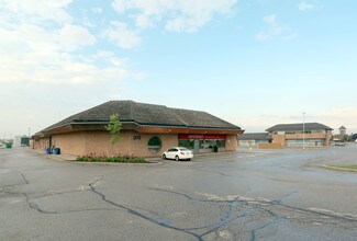 Plus de détails pour 211 Marycroft Ave, Vaughan, ON - Local commercial à louer