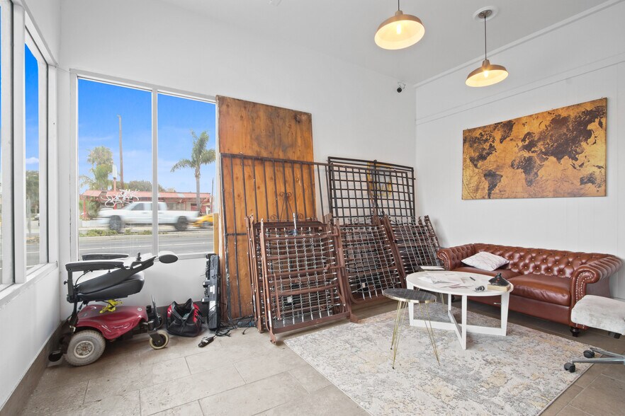 4686-4688 W Imperial Hwy, Inglewood, CA à vendre - Photo de l’immeuble – Image 3 sur 11