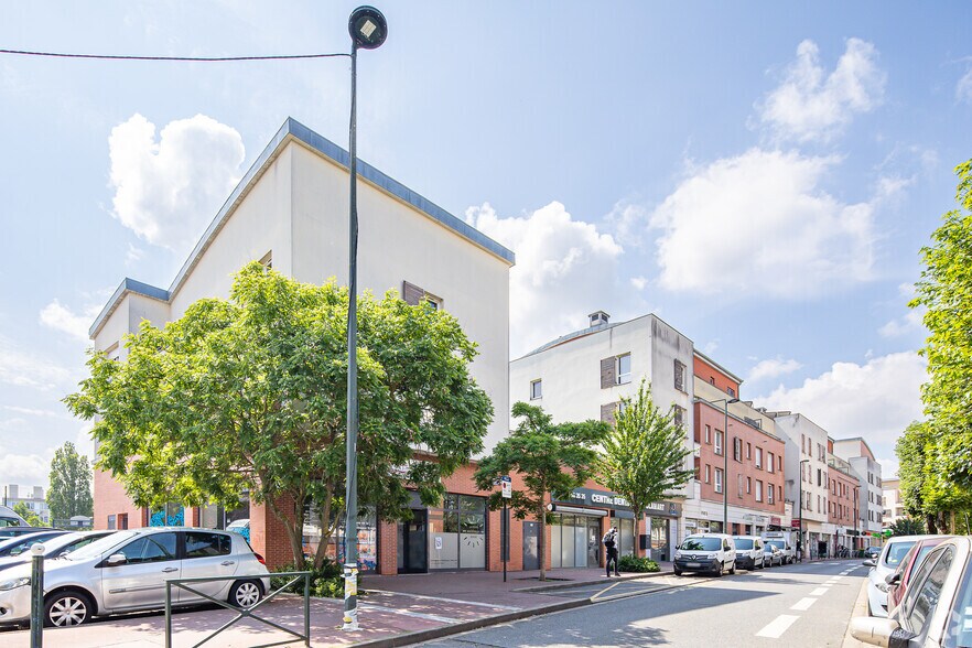 Rue De Bretagne, Clamart à louer - Photo de l’immeuble – Image 2 sur 2