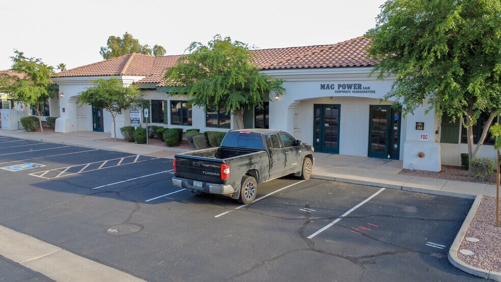 1757 E Baseline Rd, Gilbert, AZ à vendre - Photo de l’immeuble – Image 2 sur 6